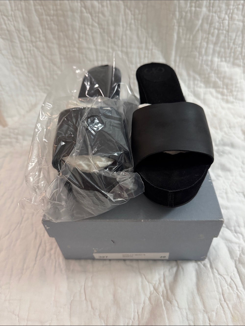Woman’s Black Slide Sandals with Wide Strap